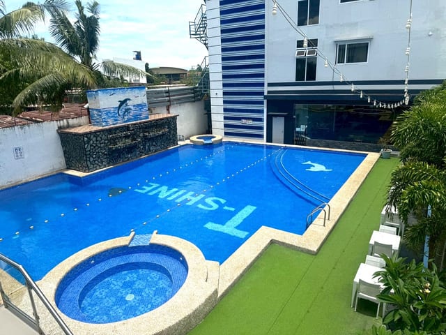 Joyful Premium Education Center 游泳池